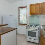 With Parking Space Njivice, Krk - 21857 דירה
